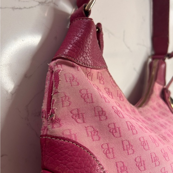 Dooney & Bourke Vintage Pink Canvas/ Leather Signature Hobo Shoulder Bag- REHAB - Picture 7 of 16